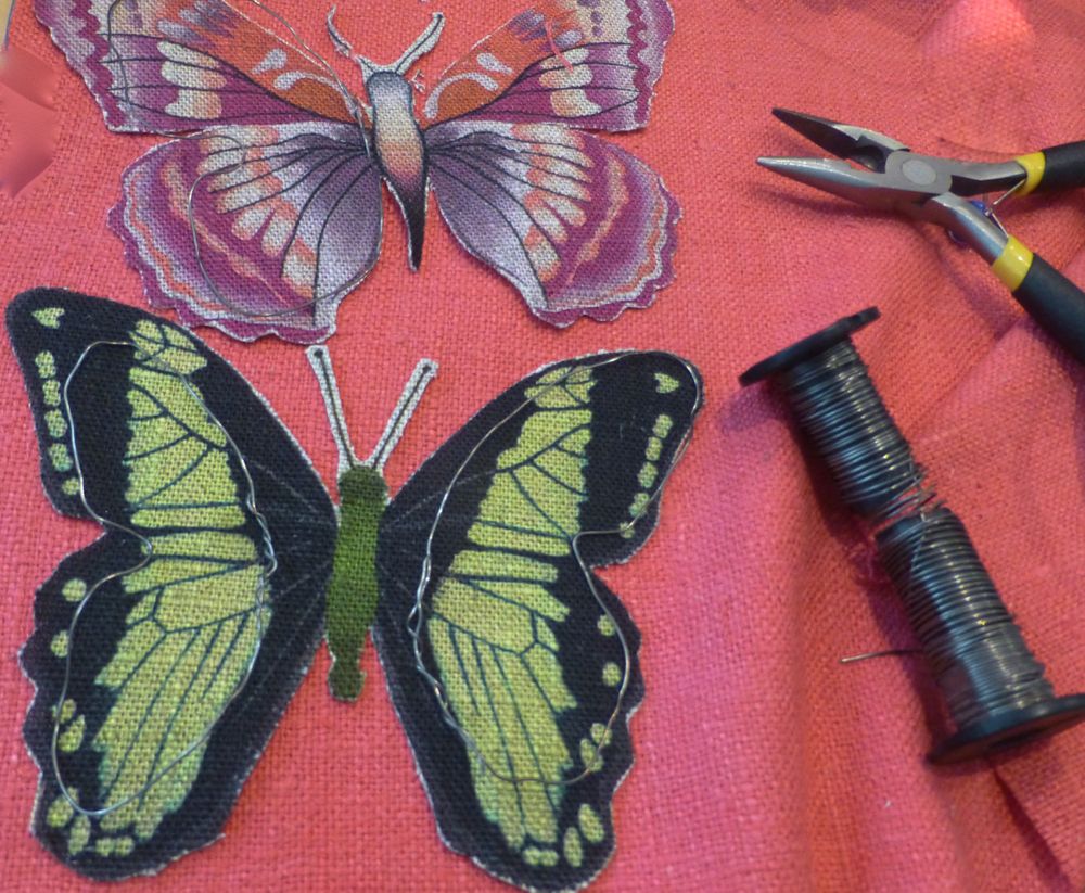 3 Cut wire shapes to fit underwings