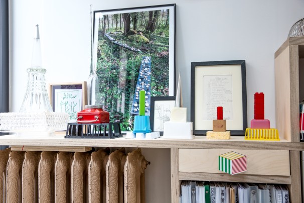 eiffle tower close ups